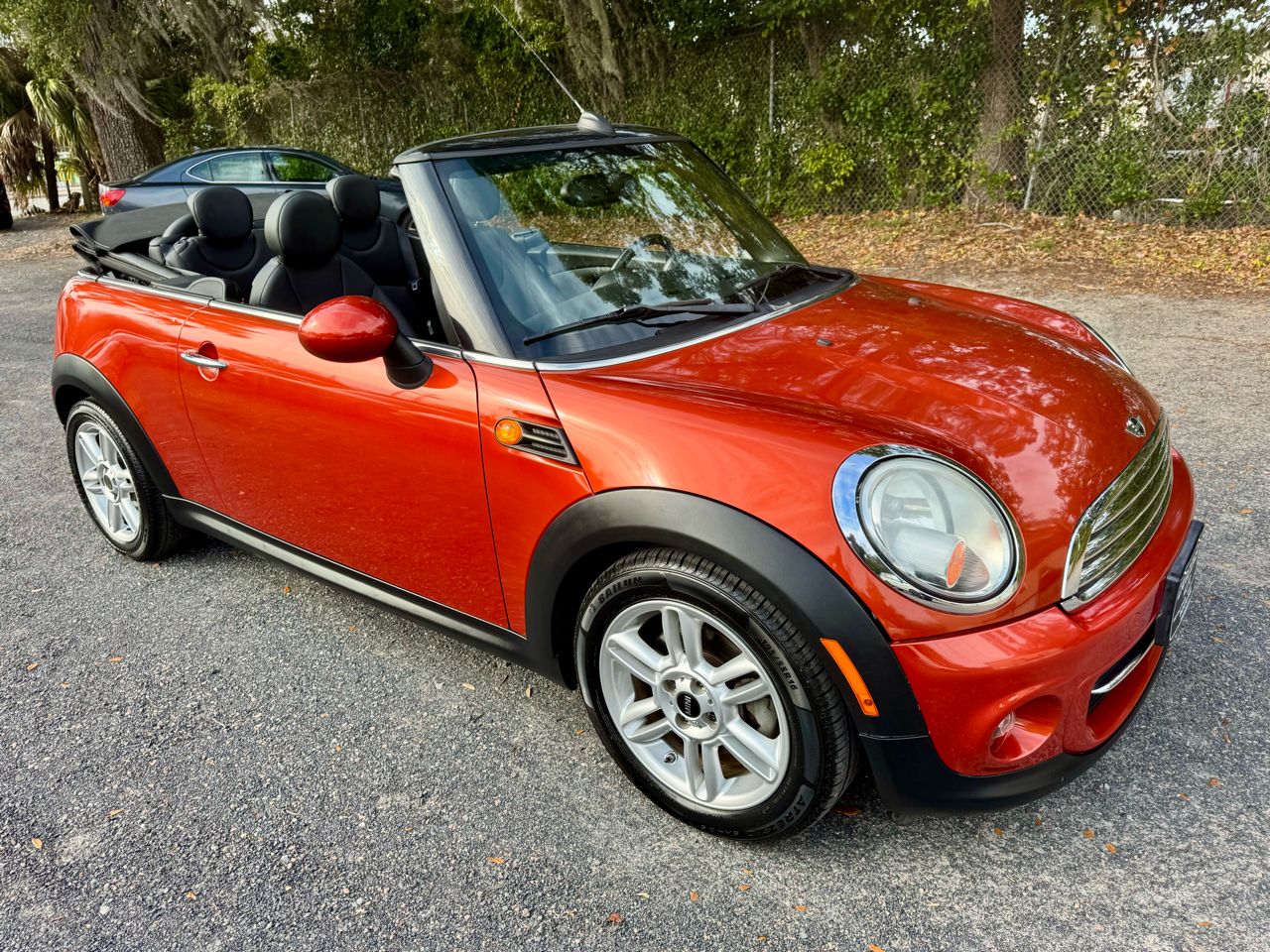 MINI Cooper Convertible 2011