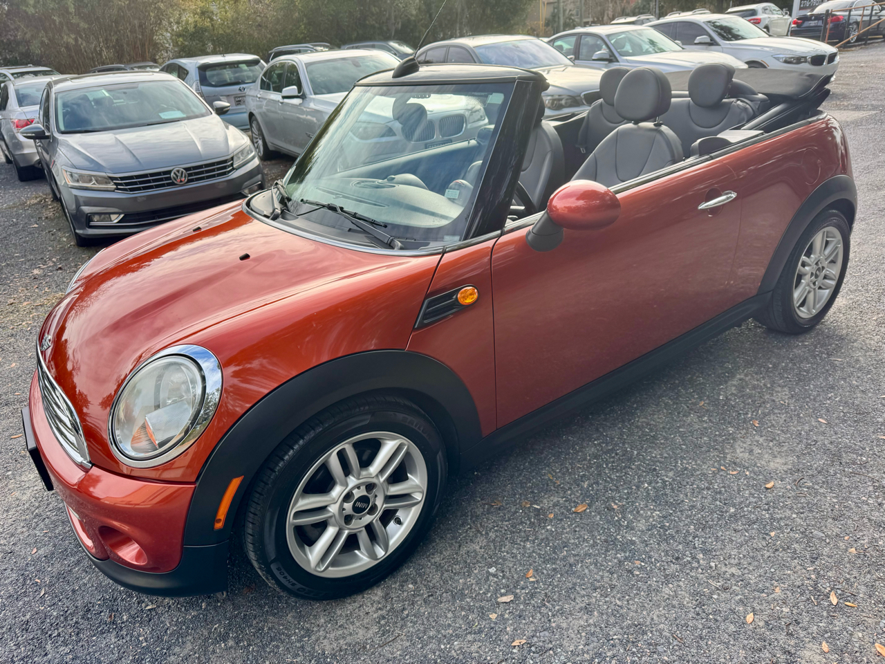 MINI Cooper Convertible 2011