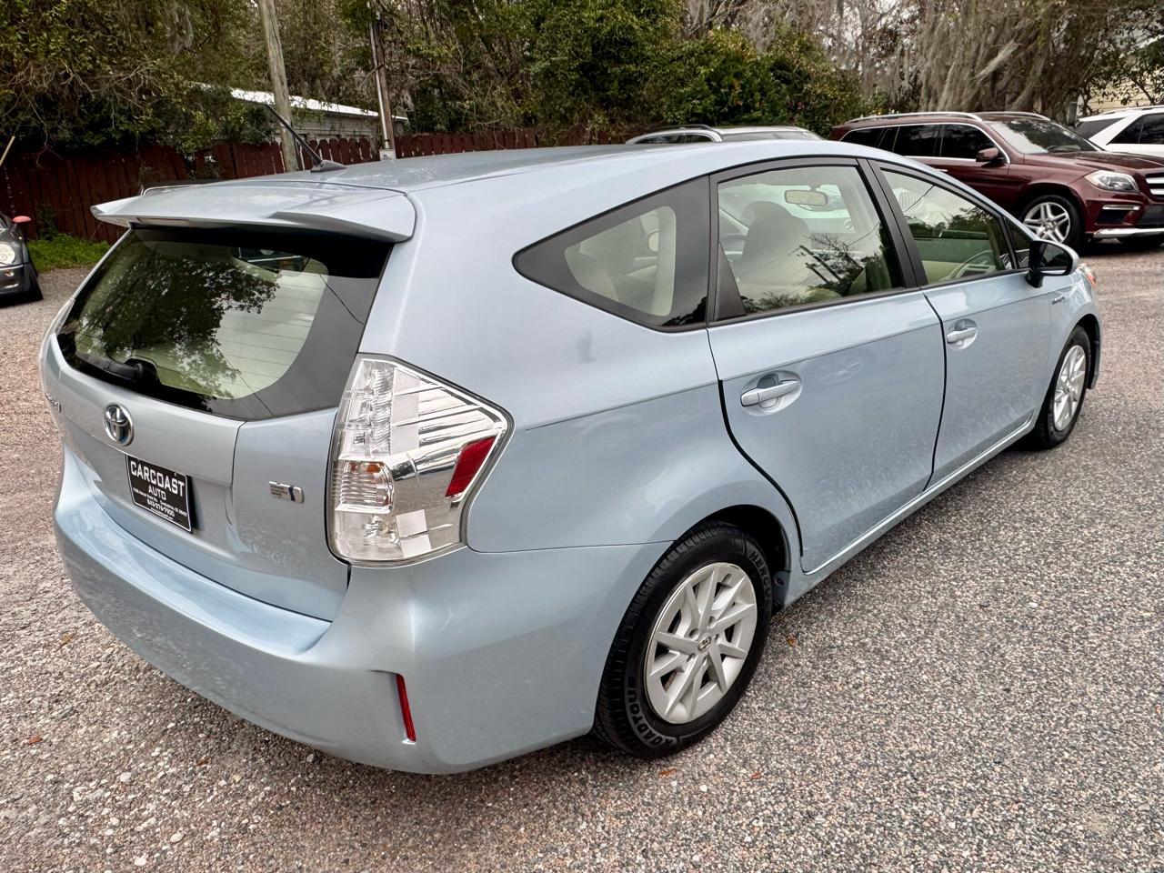 Toyota Prius V Three 2014
