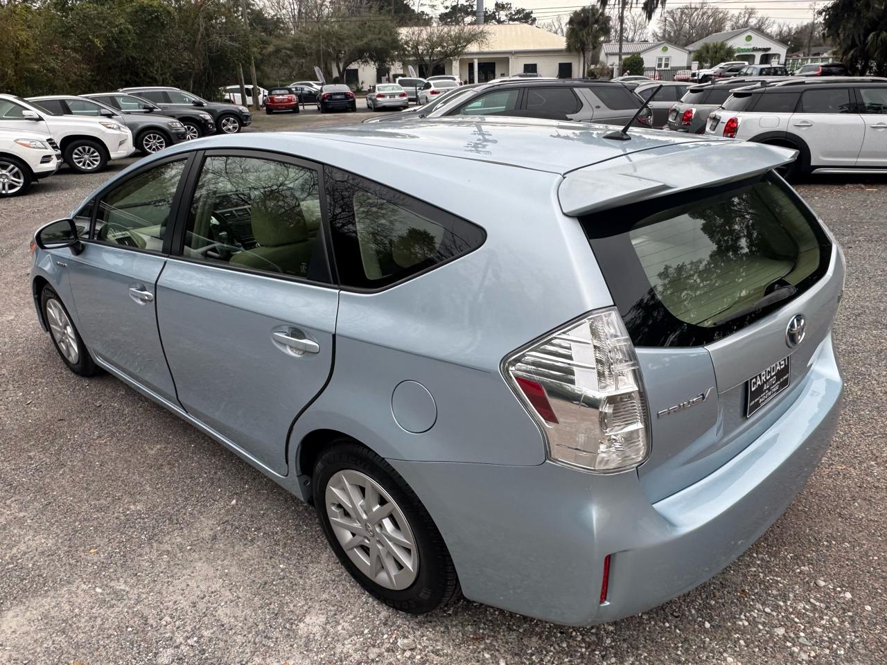 Toyota Prius V Three 2014
