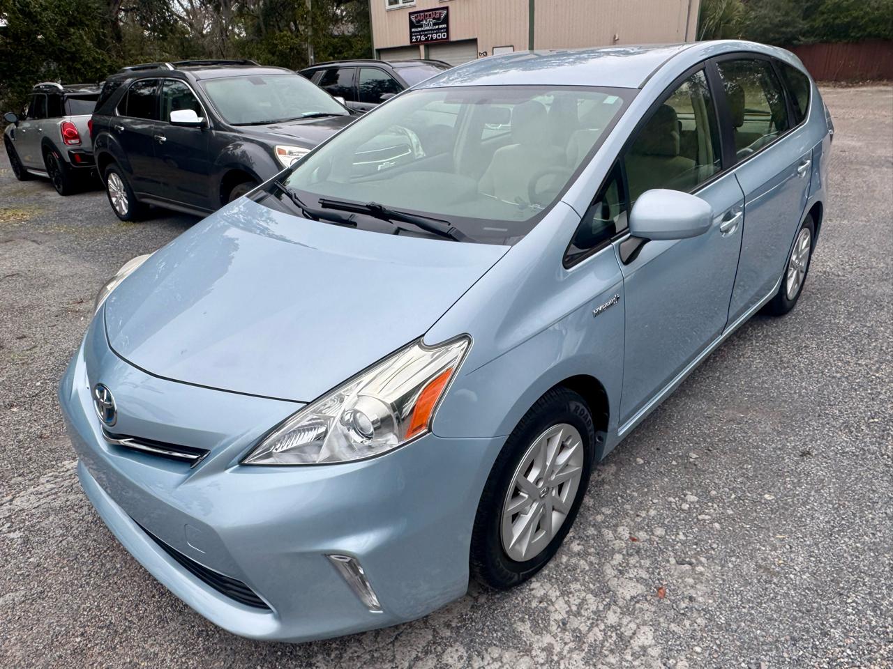 Toyota Prius V Three 2014
