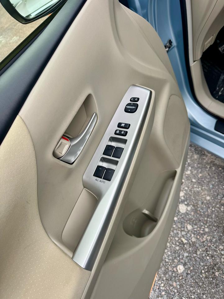 Toyota Prius V Three 2014