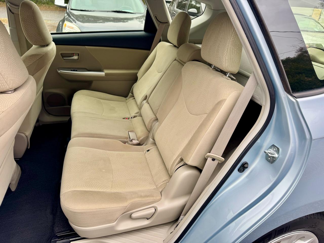 Toyota Prius V Three 2014