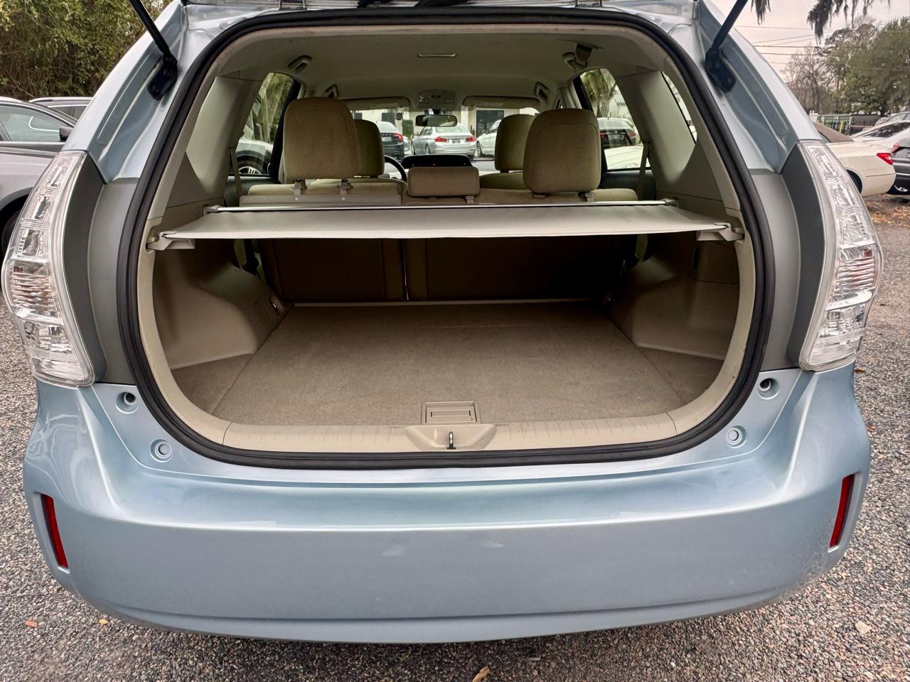 Toyota Prius V Three 2014