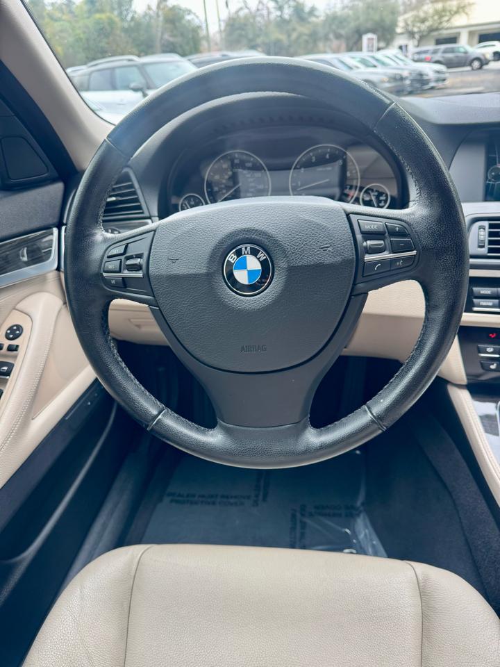 BMW 5-Series 535i xDrive 2013