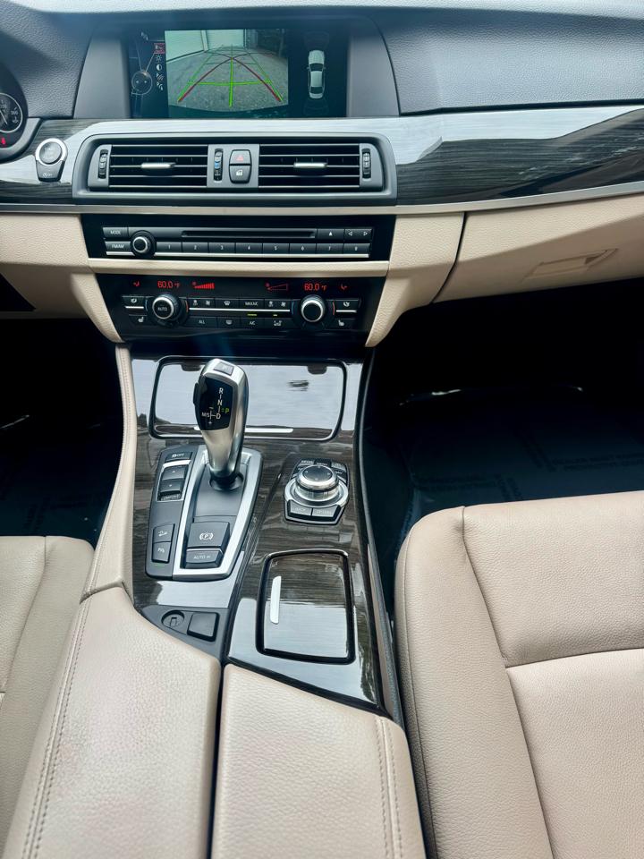 BMW 5-Series 535i xDrive 2013