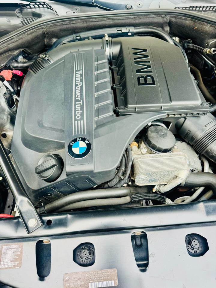 BMW 5-Series 535i xDrive 2013