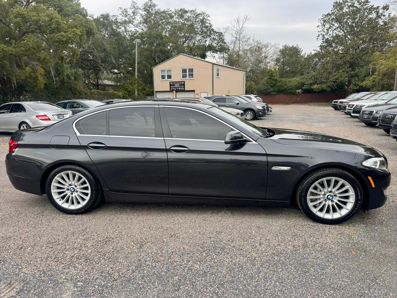BMW 5-Series 535i xDrive 2013