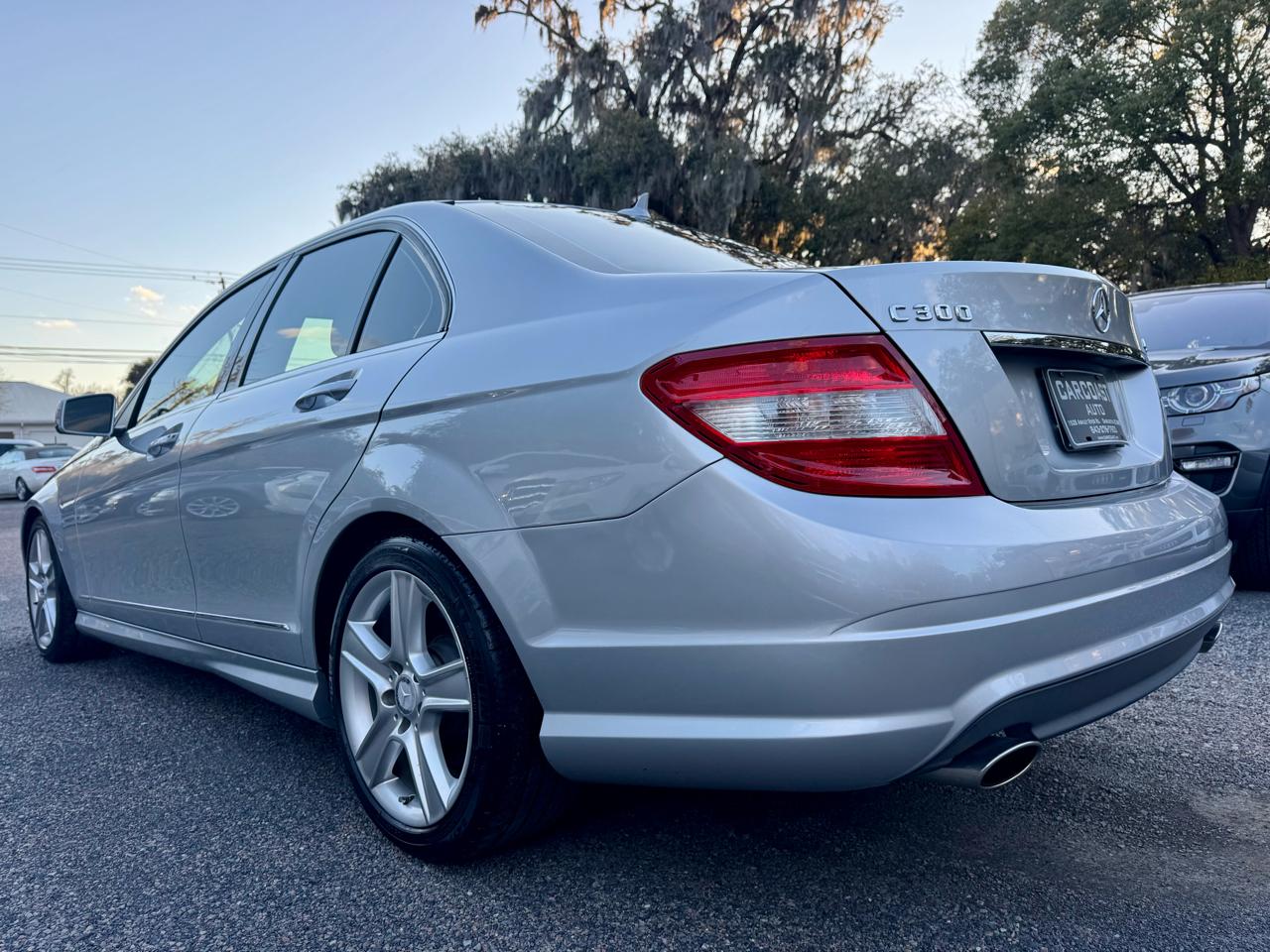 Mercedes-Benz C-Class C300 4MATIC Luxury Sedan 2011