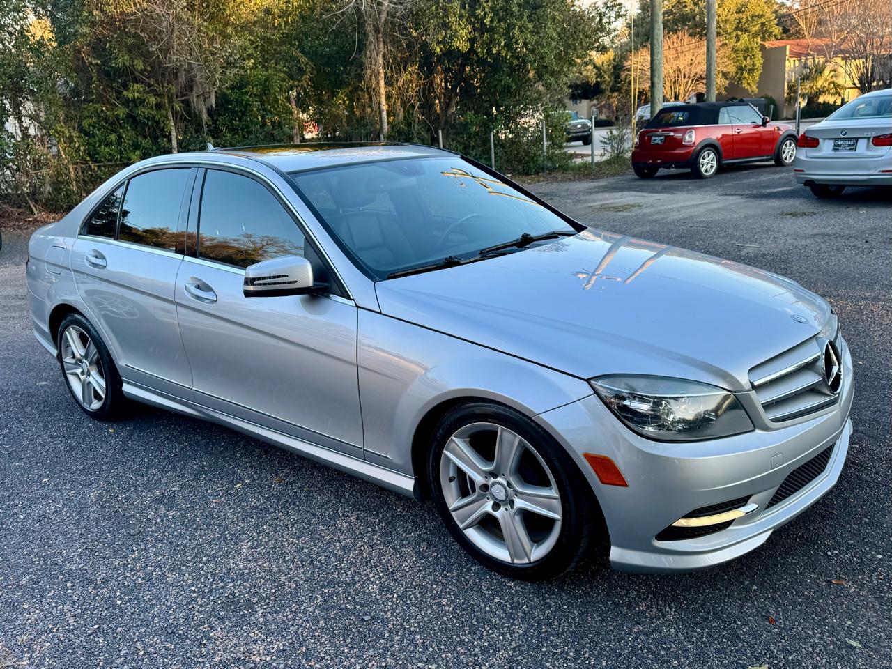 Mercedes-Benz C-Class C300 4MATIC Luxury Sedan 2011