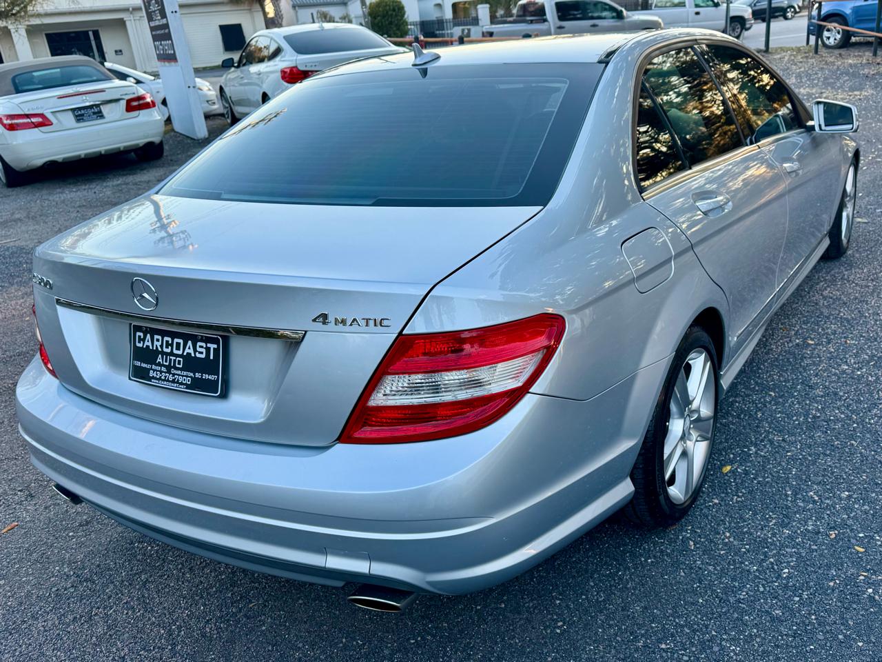 Mercedes-Benz C-Class C300 4MATIC Luxury Sedan 2011