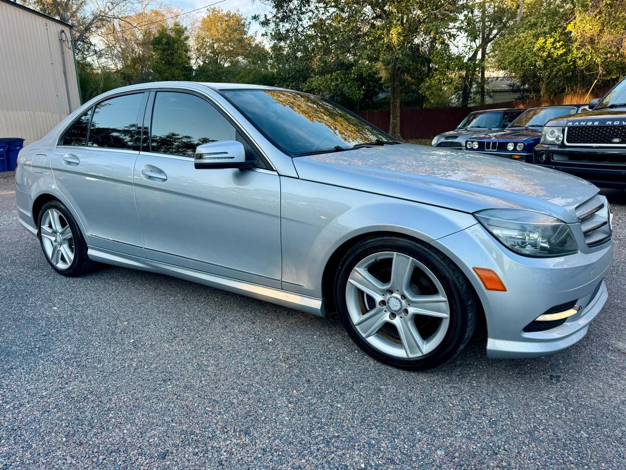 Mercedes-Benz C-Class C300 4MATIC Luxury Sedan 2011