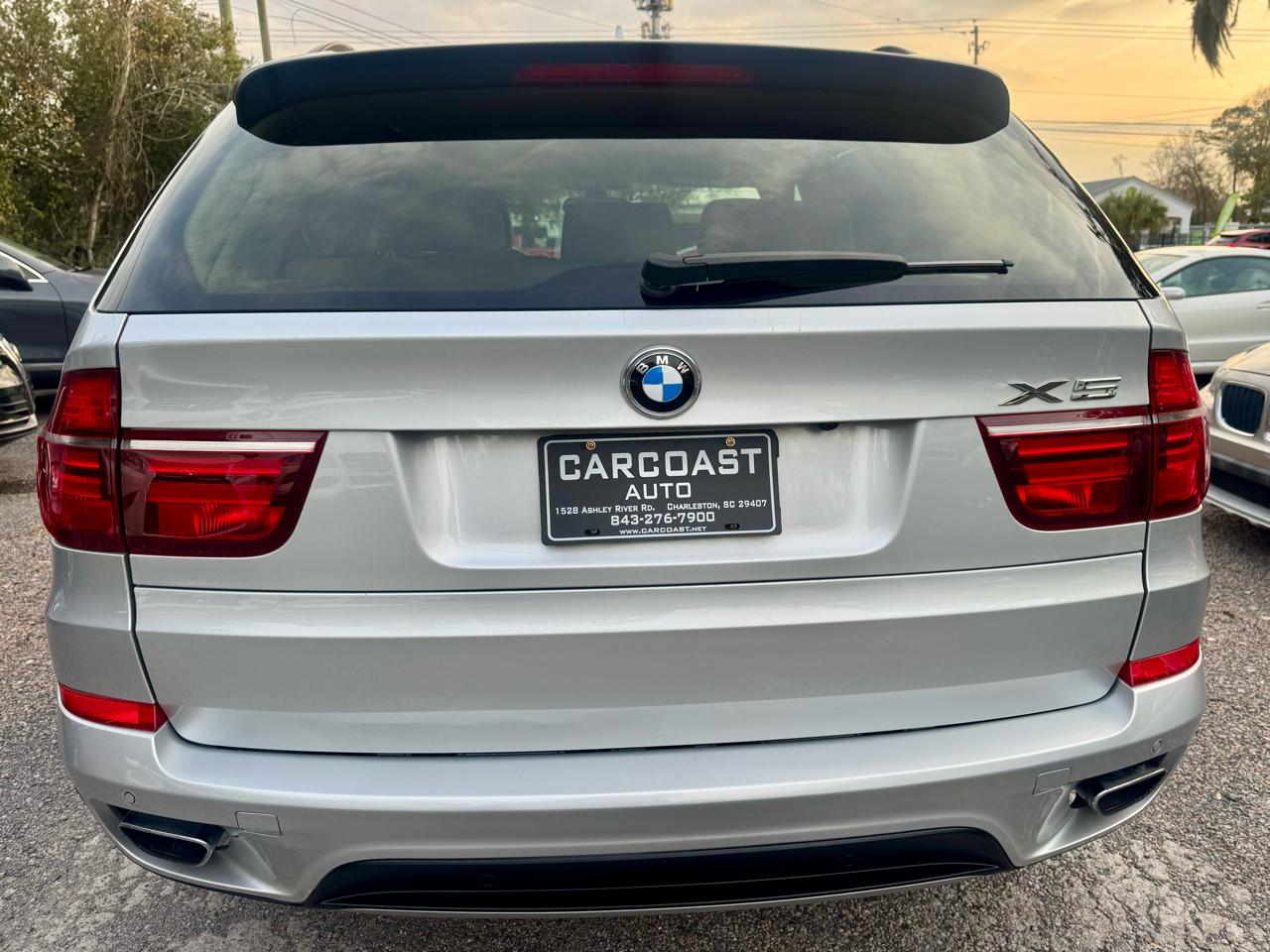 BMW X5 xDrive50i 2011