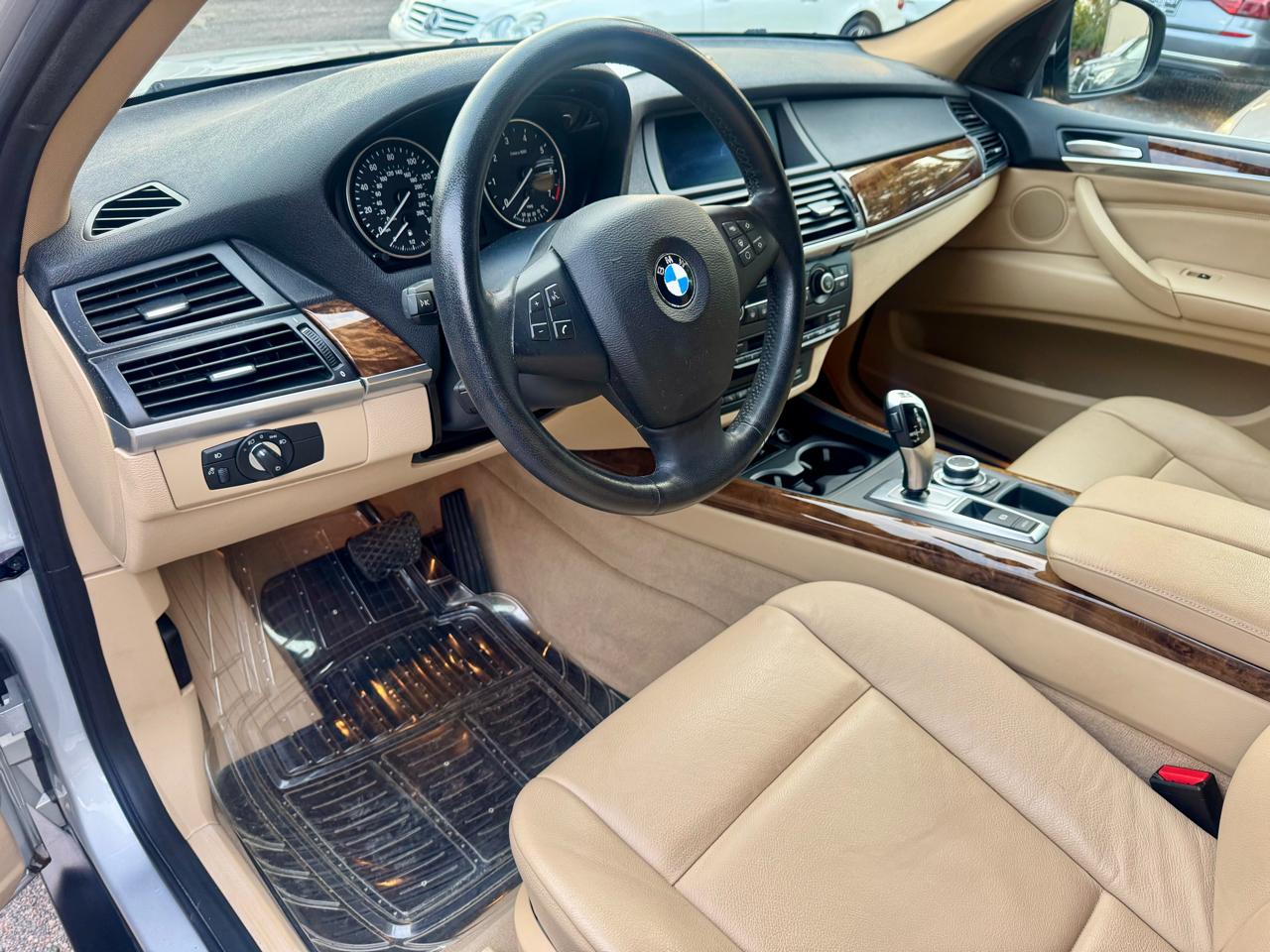 BMW X5 xDrive50i 2011