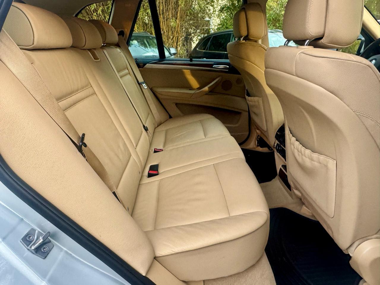 BMW X5 xDrive50i 2011