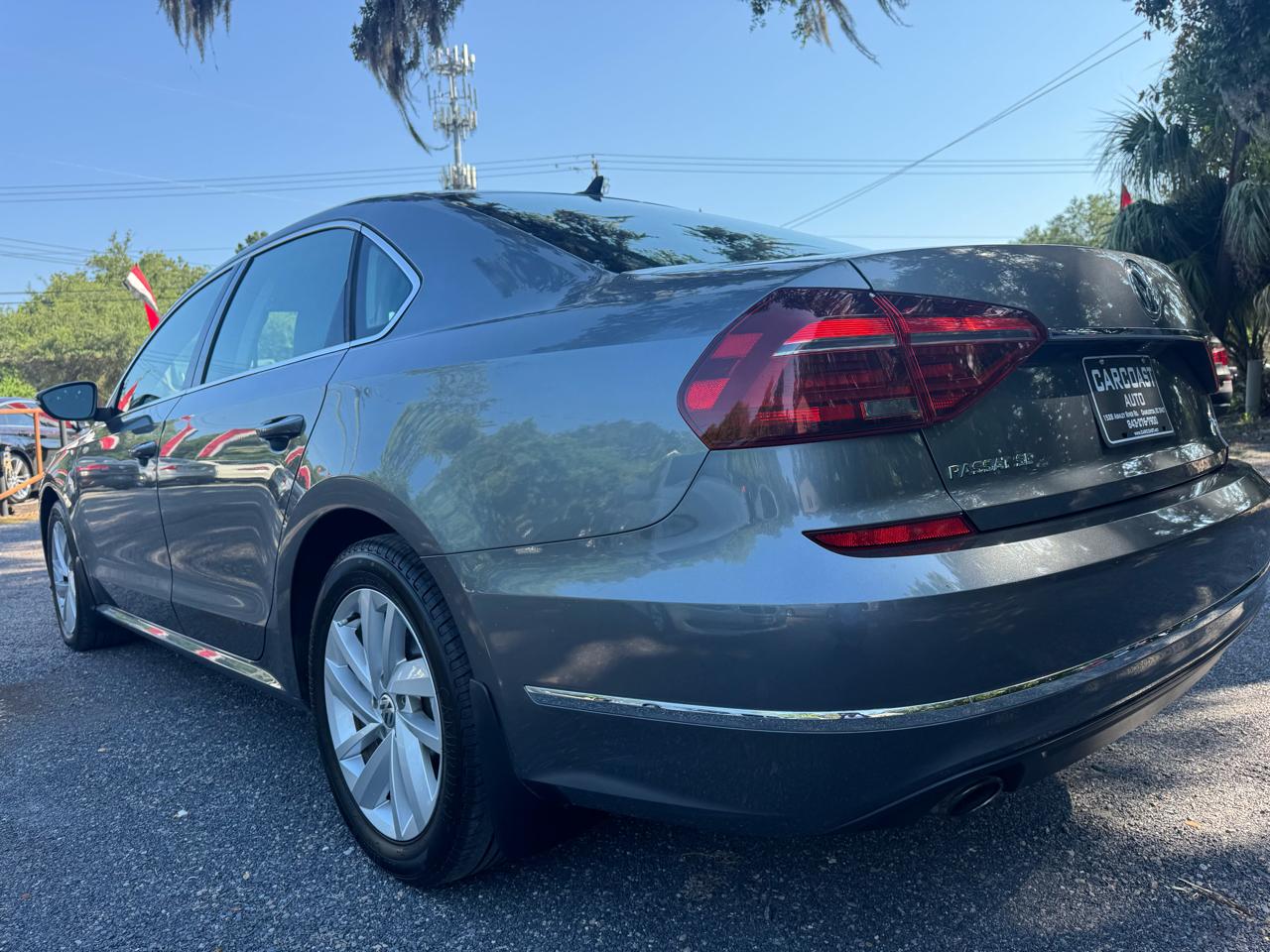 Volkswagen Passat SE 2018