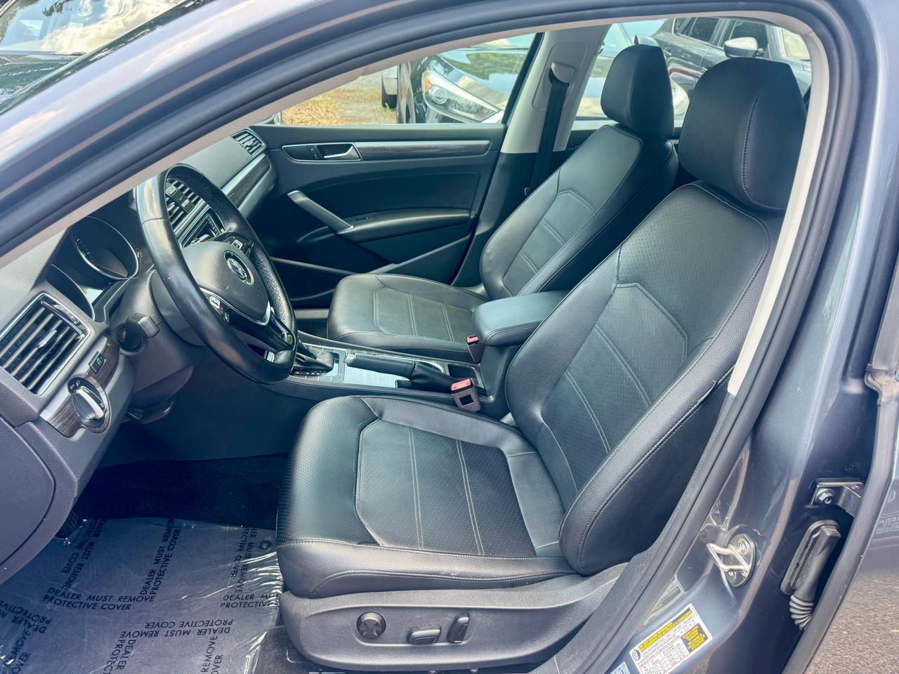 Volkswagen Passat SE 2018