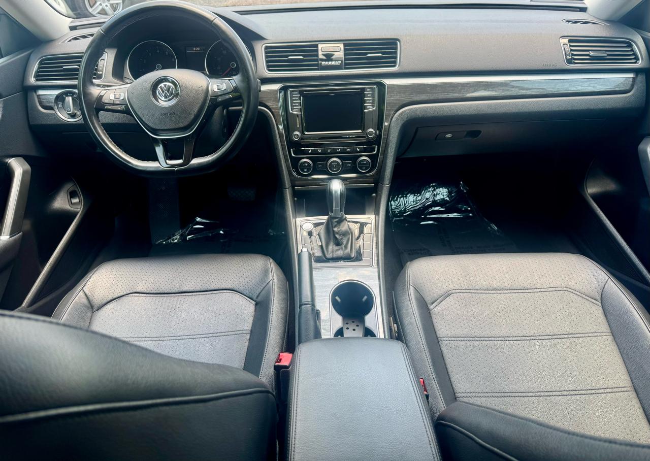 Volkswagen Passat SE 2018