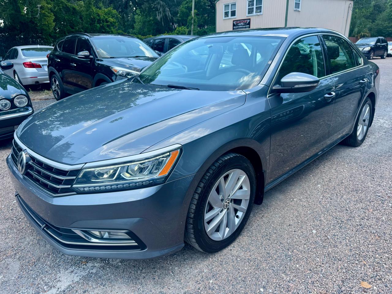 Volkswagen Passat SE 2018