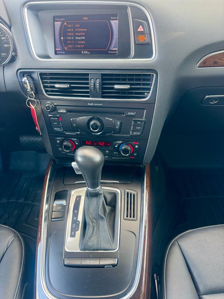 Audi Q5 2.0 quattro Premium 2012