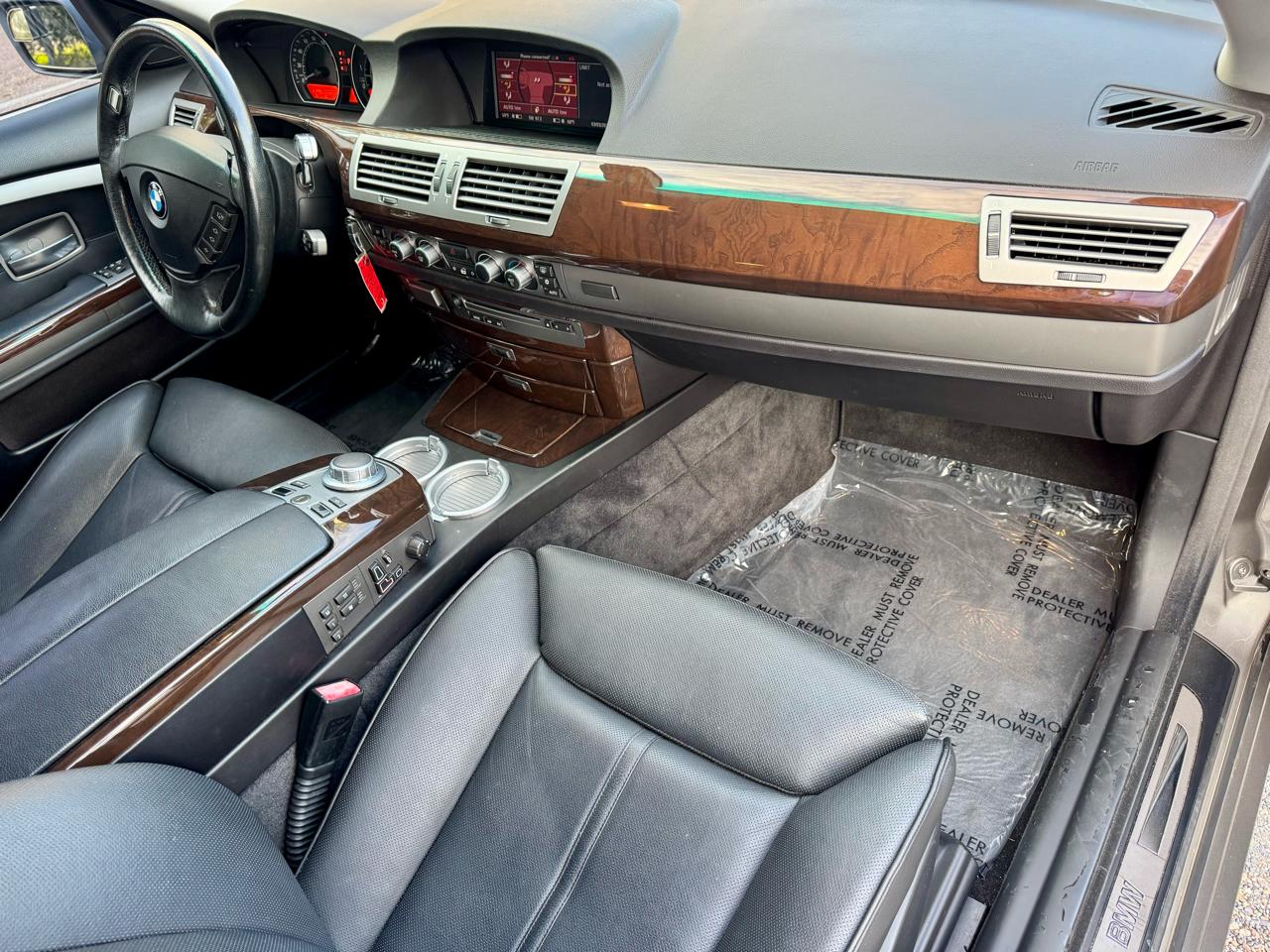 BMW 7-Series 750i 2007