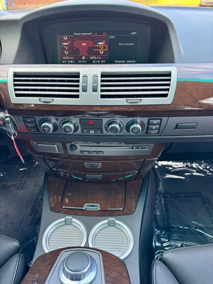 BMW 7-Series 750i 2007