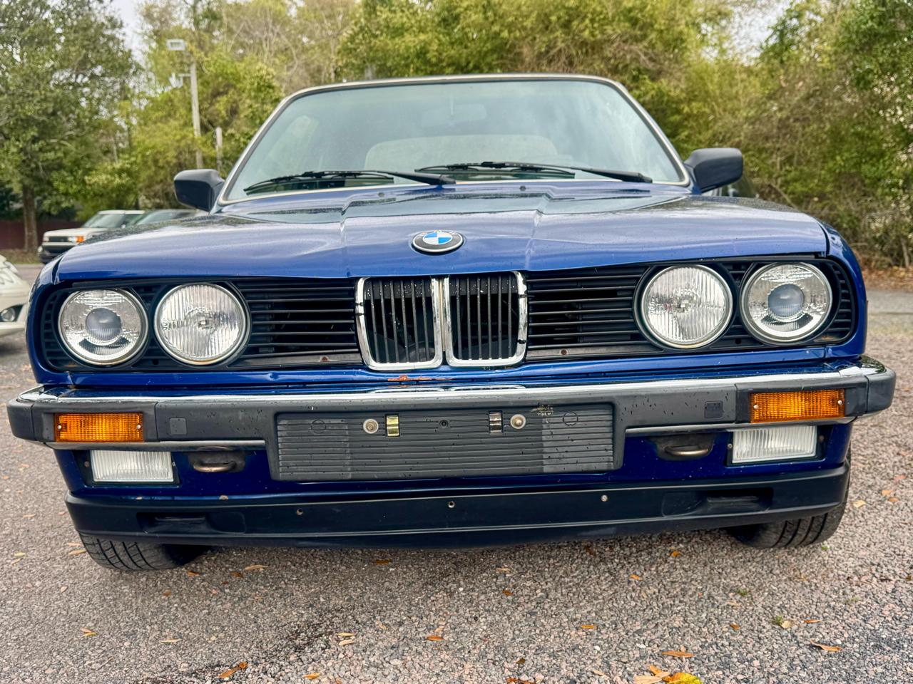 BMW 323i Base 1984
