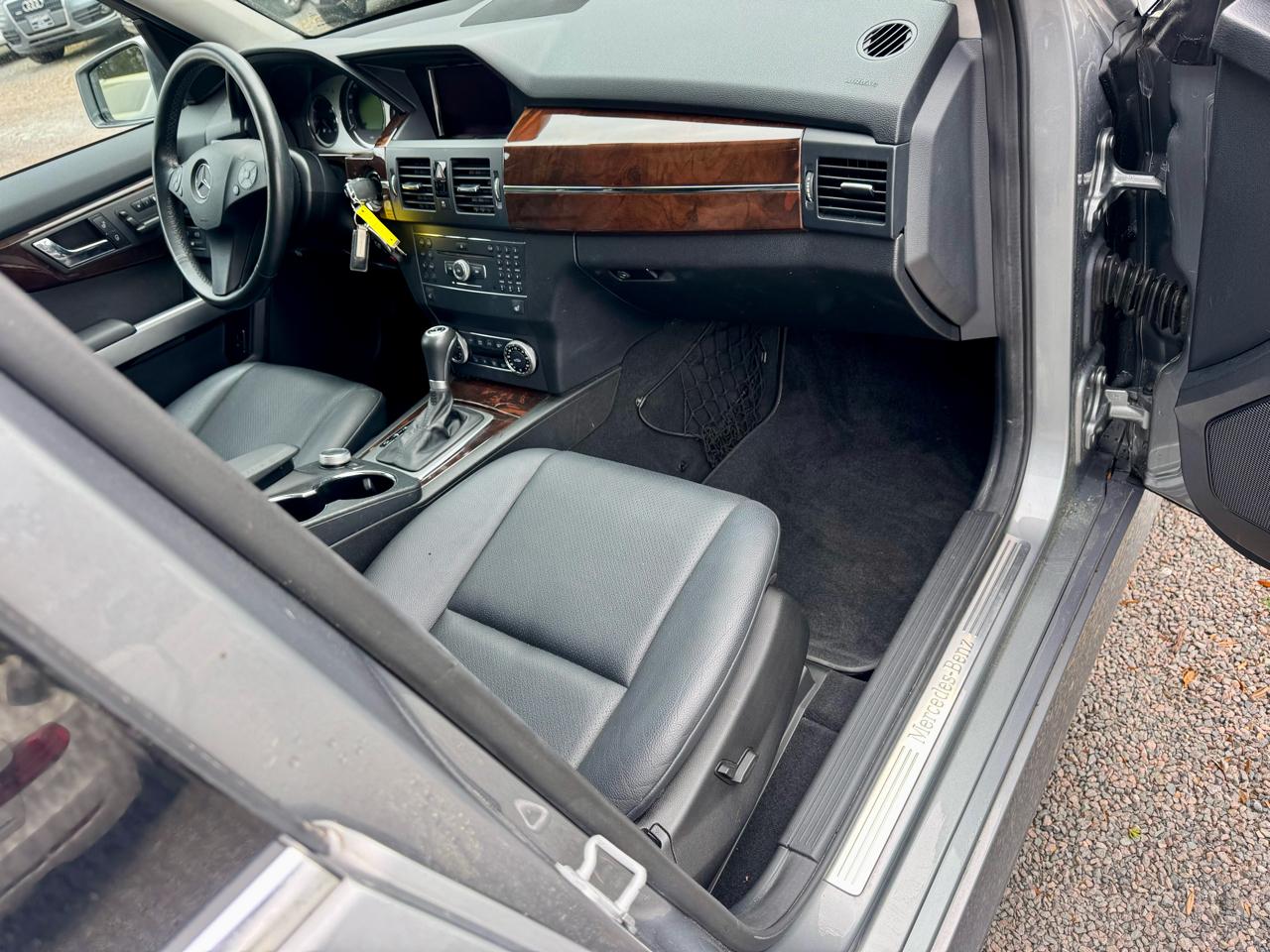 Mercedes-Benz GLK-Class GLK350 4MATIC 2011