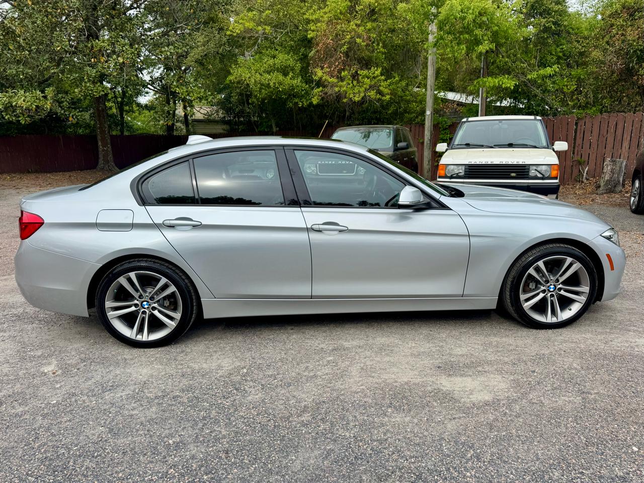 BMW 3-Series 328i xDrive Sedan 2016