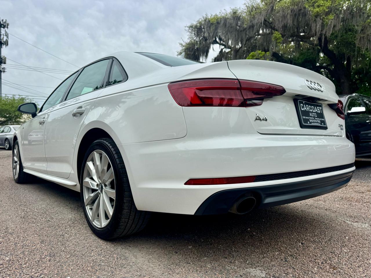 Audi A4 2.0T Premium Sedan 2018