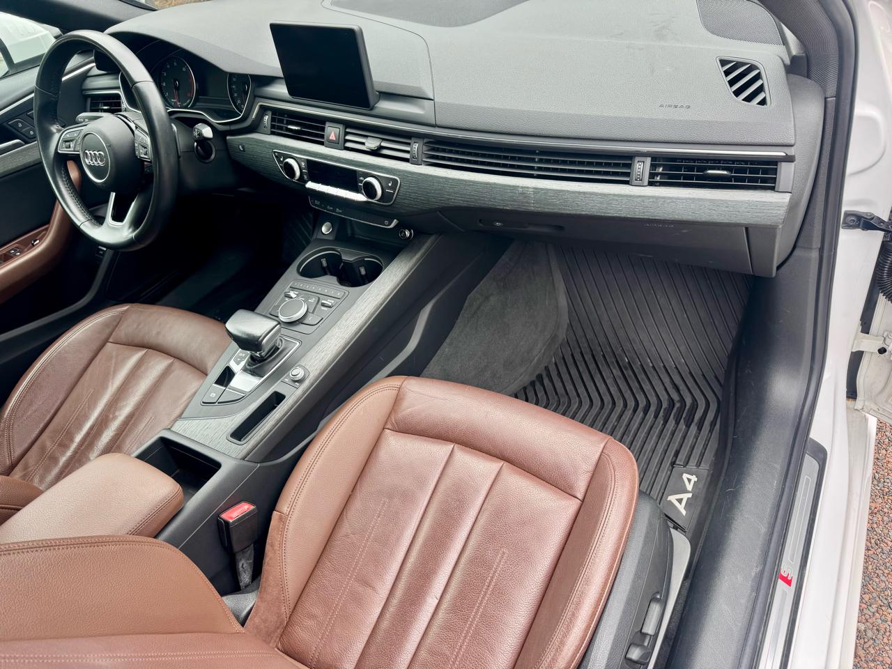Audi A4 2.0T Premium Sedan 2018