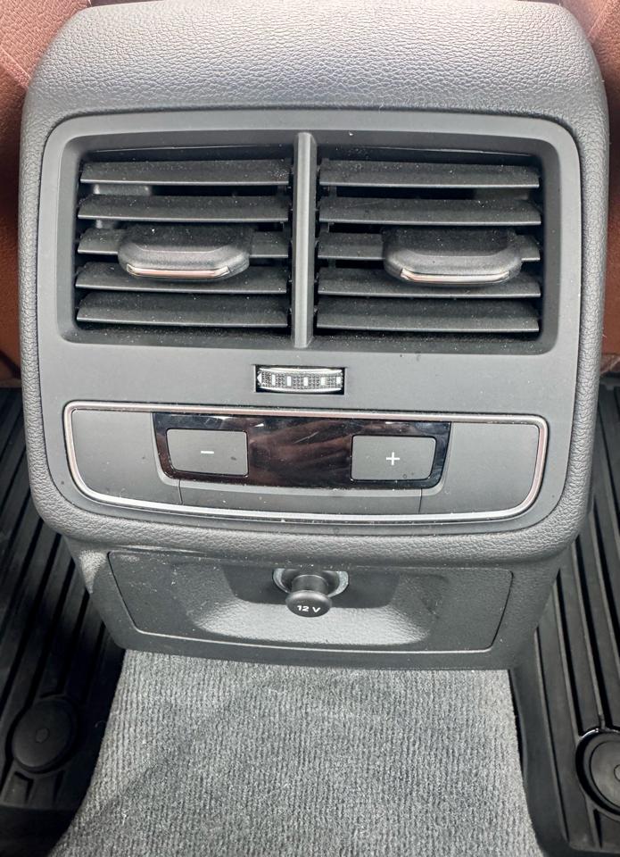 Audi A4 2.0T Premium Sedan 2018