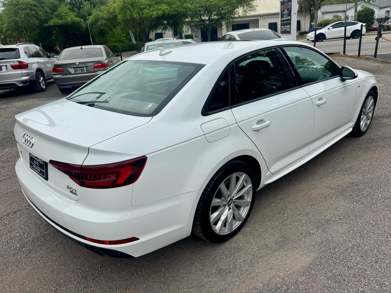 Audi A4 2.0T Premium Sedan 2018