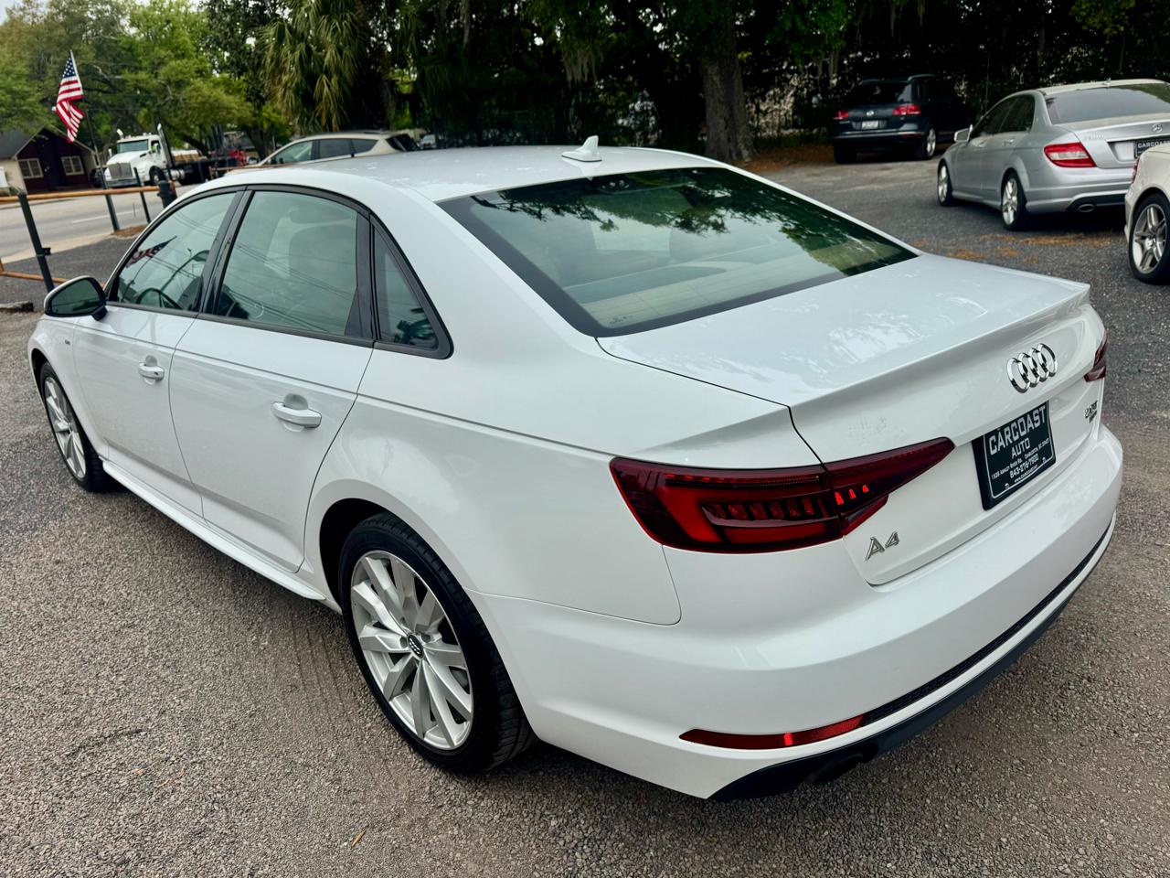 Audi A4 2.0T Premium Sedan 2018