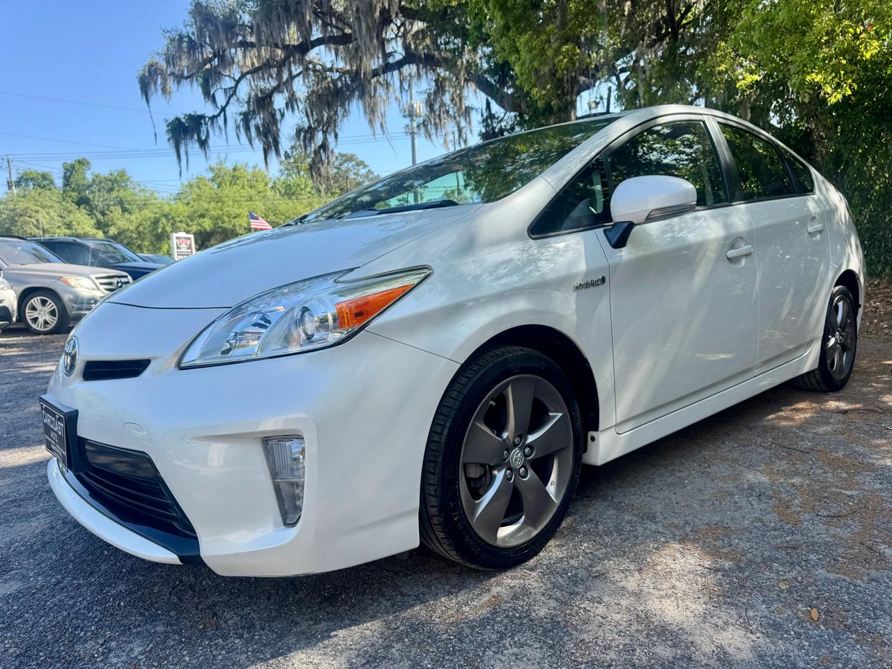 Toyota Prius 5dr HB Persona Series Special Edition (Natl) 2015