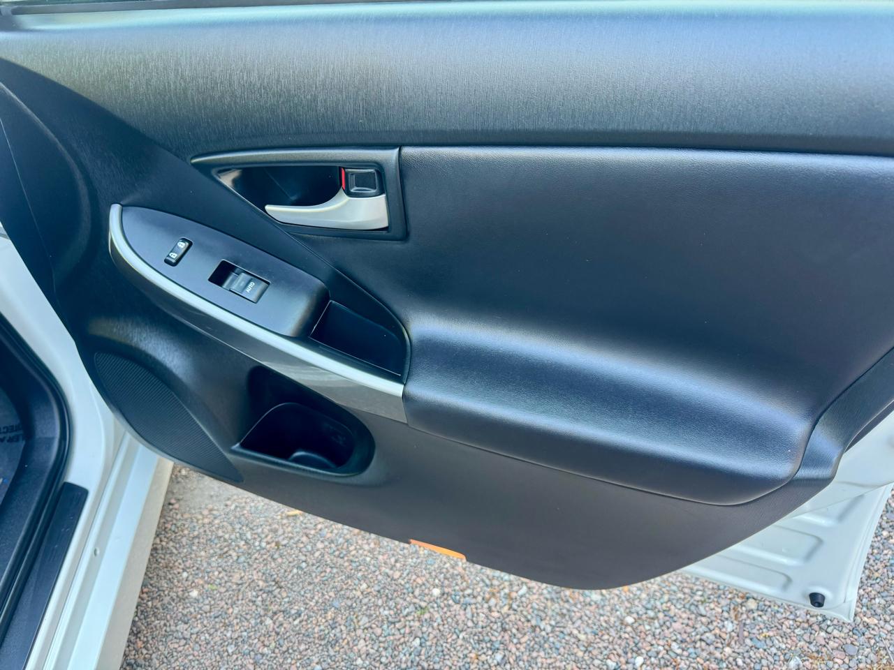 Toyota Prius 5dr HB Persona Series Special Edition (Natl) 2015