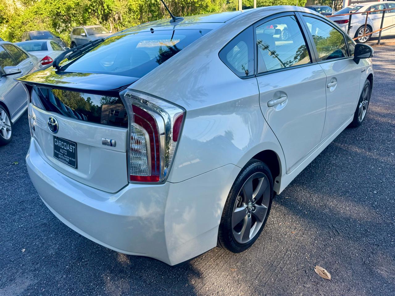 Toyota Prius 5dr HB Persona Series Special Edition (Natl) 2015