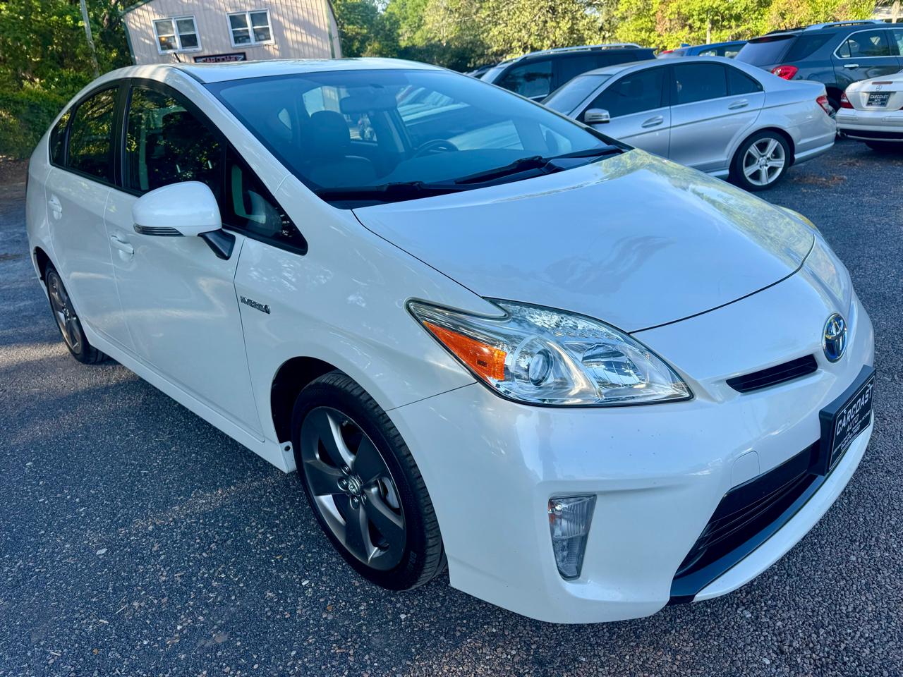 Toyota Prius 5dr HB Persona Series Special Edition (Natl) 2015