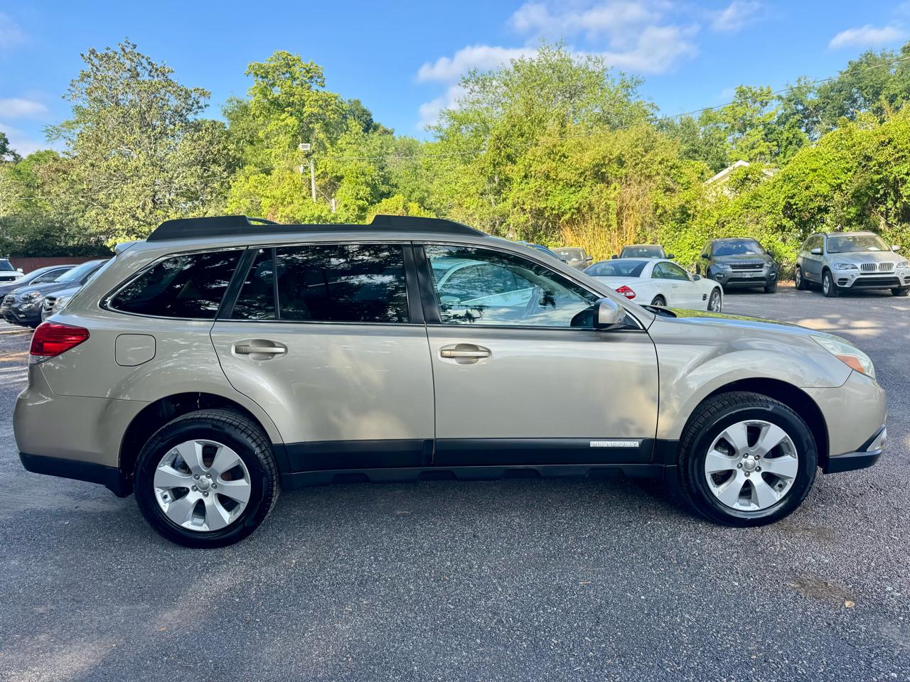Subaru Outback 2.5i Premium 2010