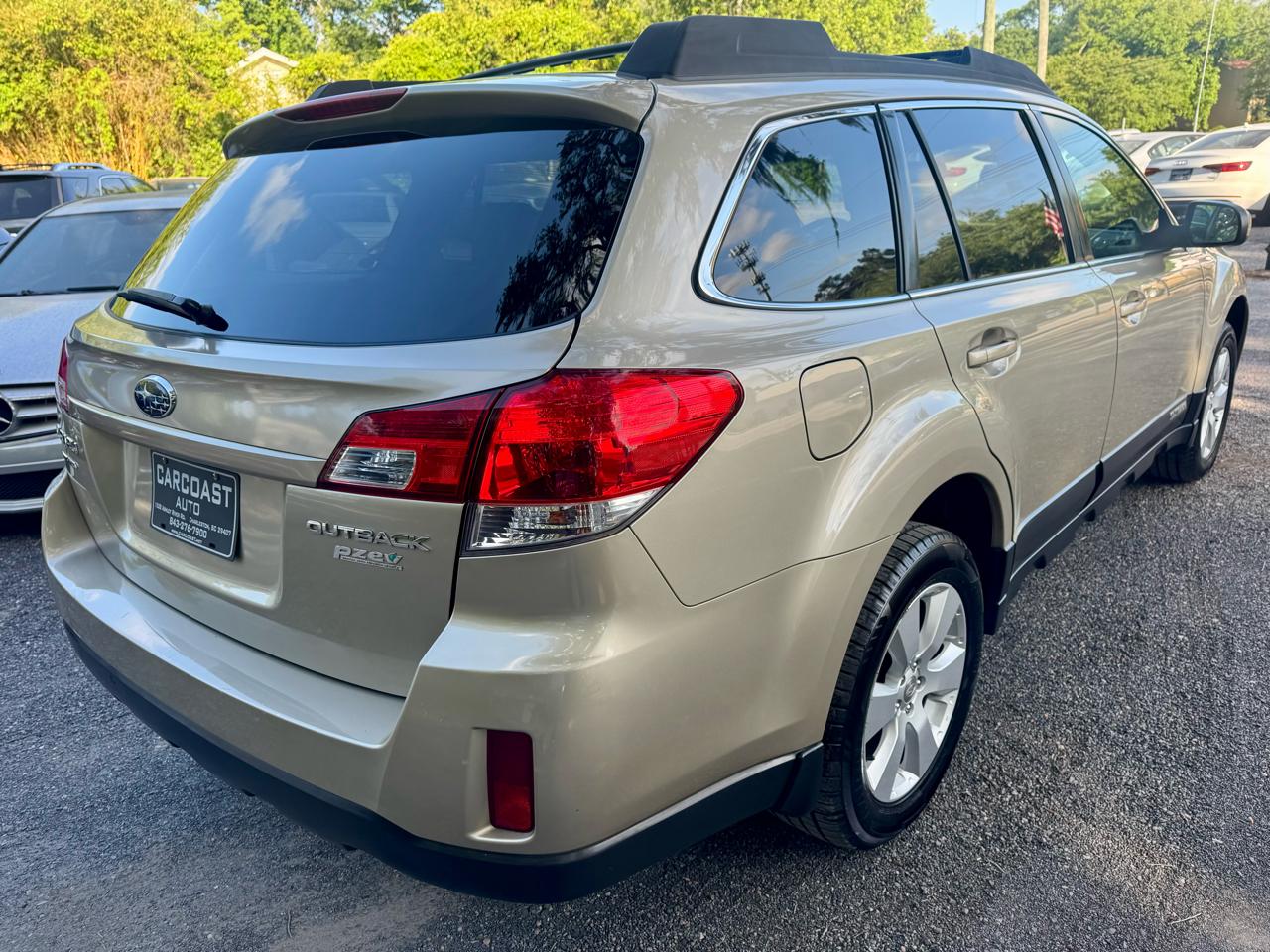 Subaru Outback 2.5i Premium 2010