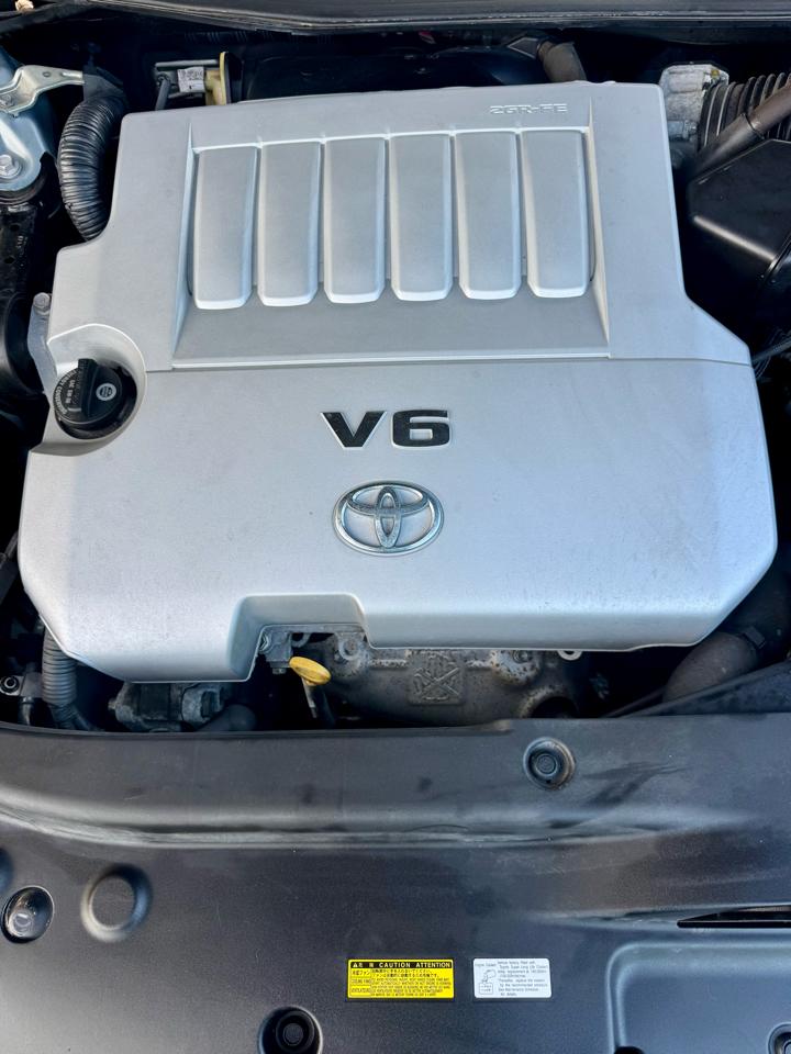Toyota Avalon Base 2011
