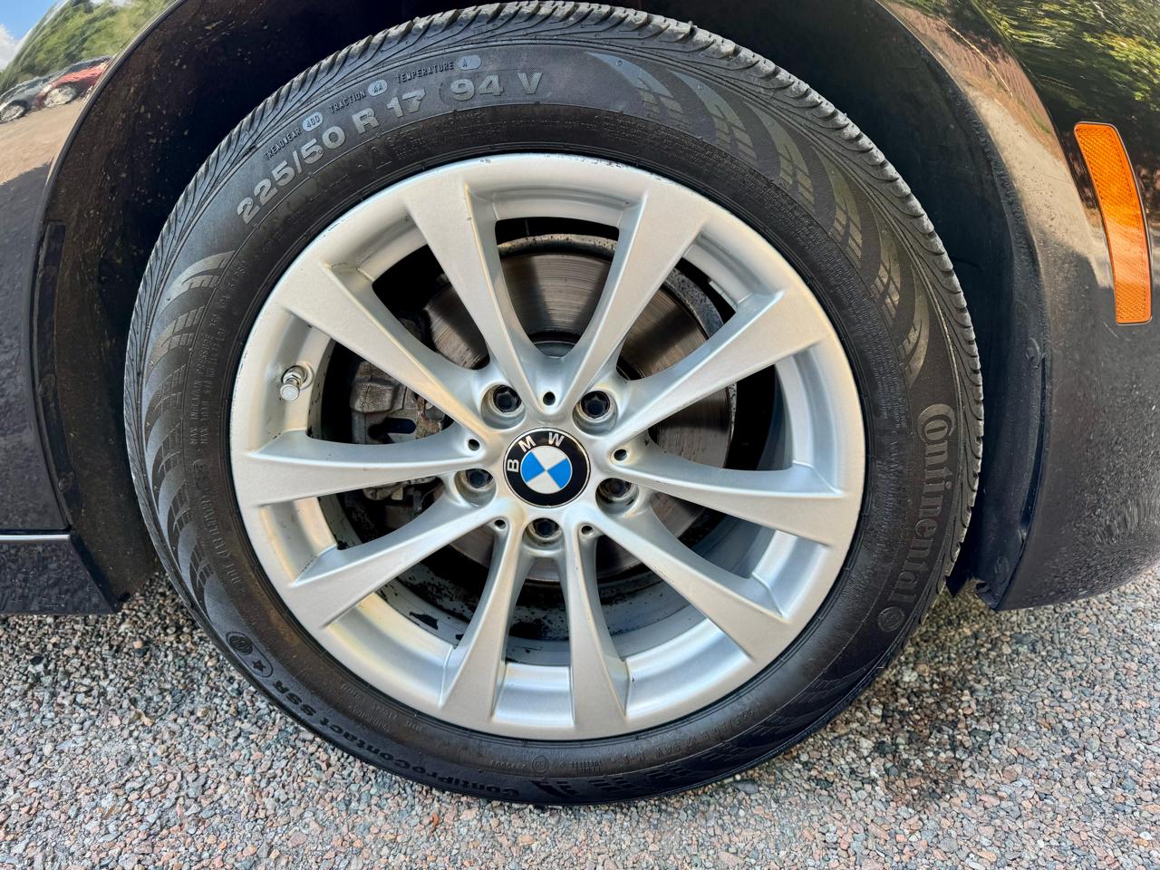 BMW 3-Series 320i xDrive Sedan 2016