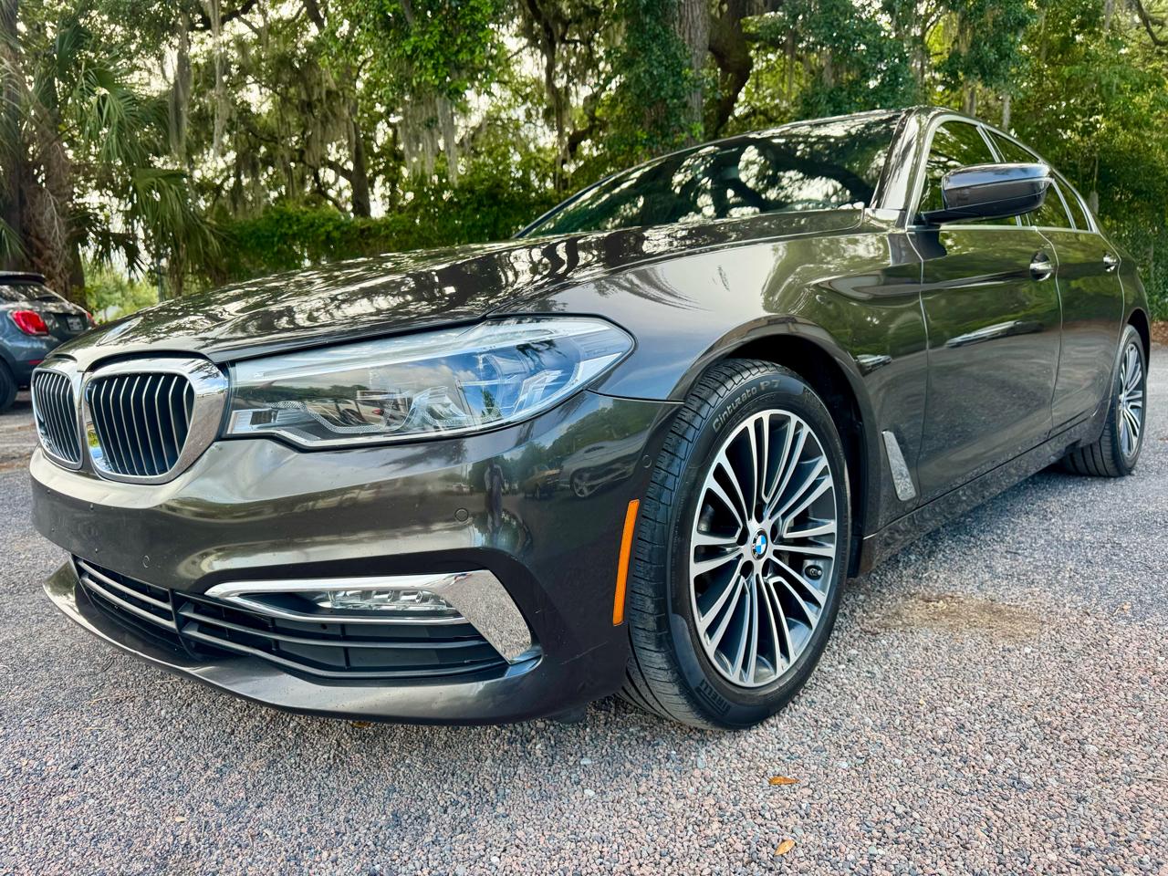 BMW 5-Series 530i 2017
