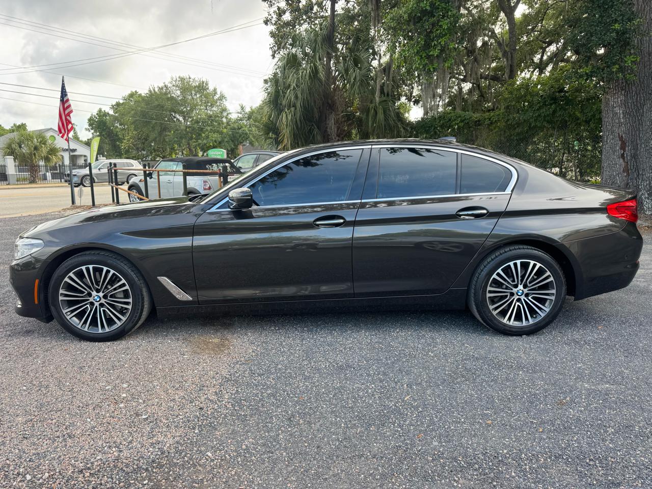 BMW 5-Series 530i 2017