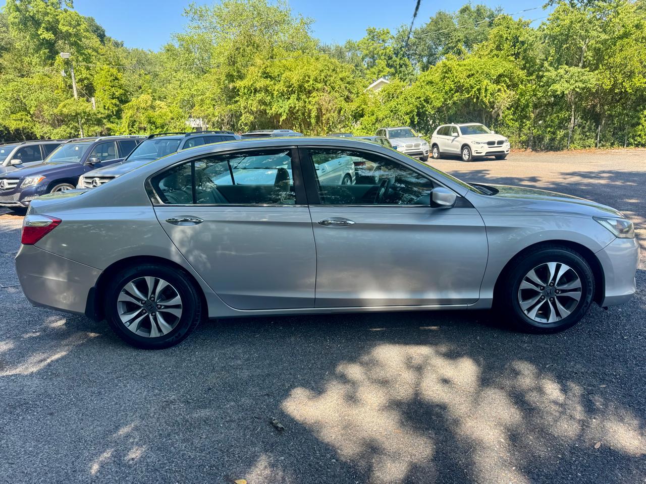 Honda Accord LX Sedan CVT 2013