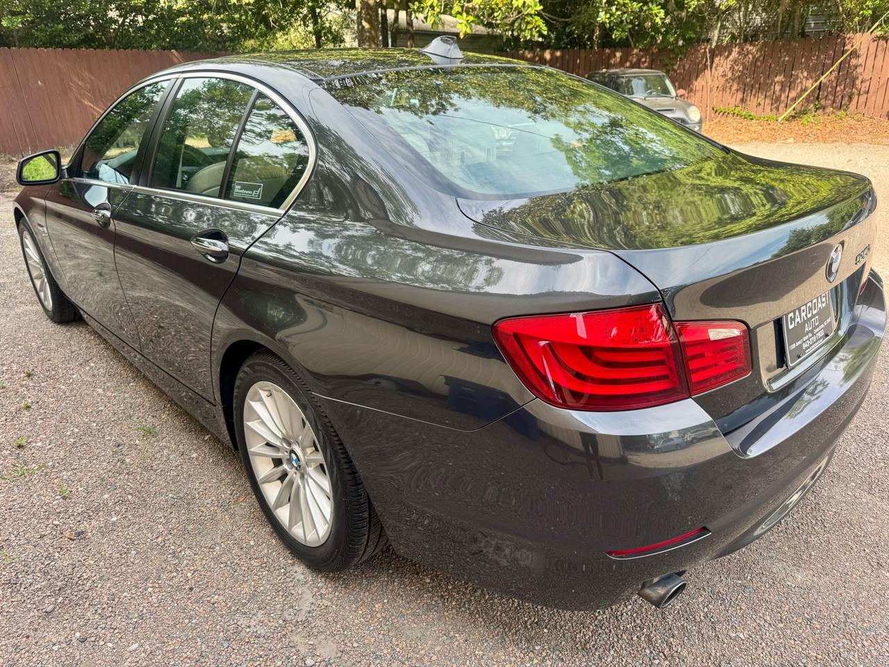 BMW 5-Series 535i 2011