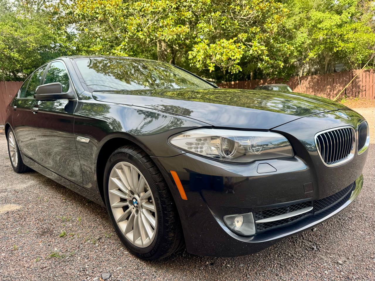 BMW 5-Series 535i 2011