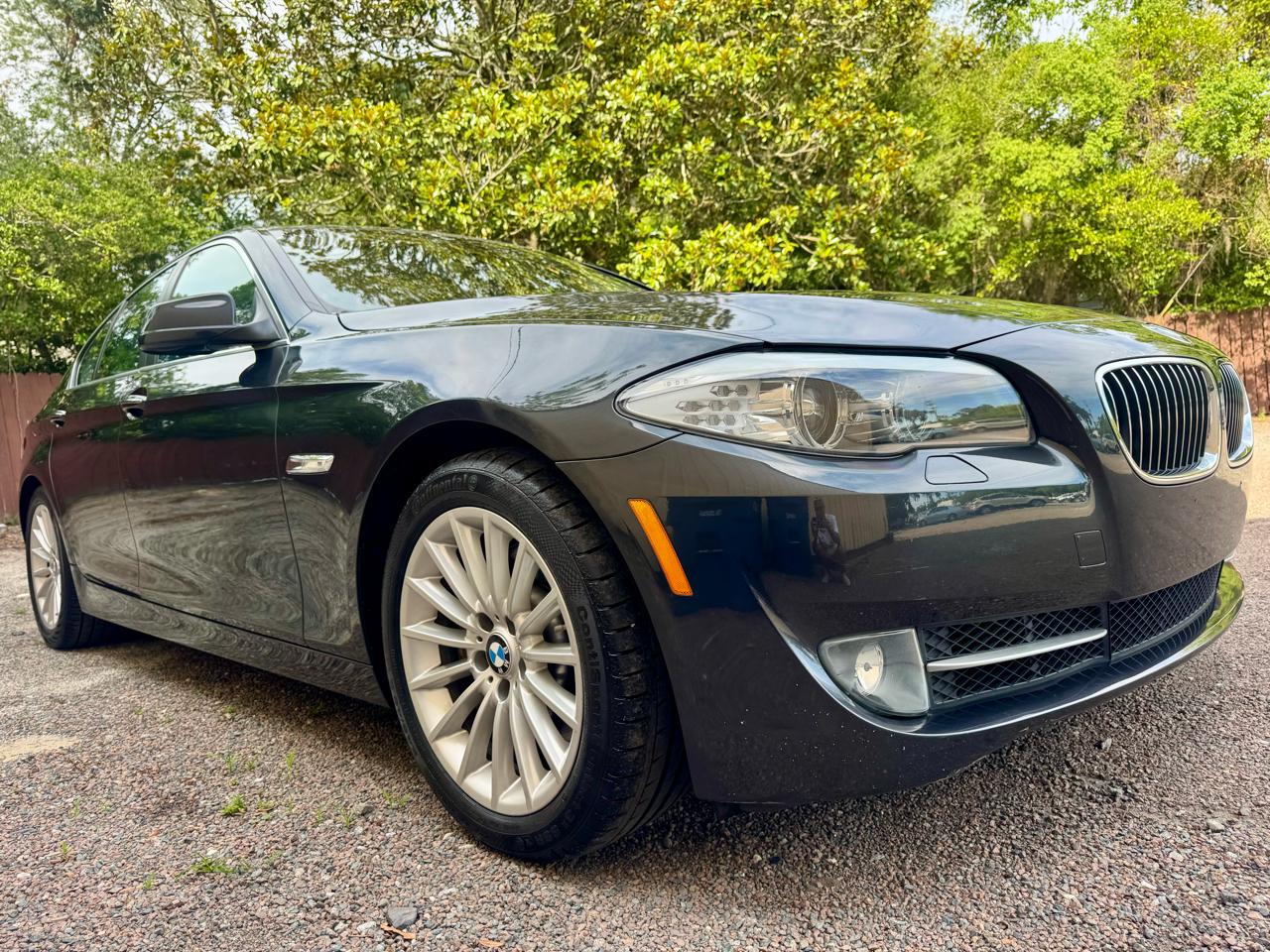 BMW 5-Series 535i 2011