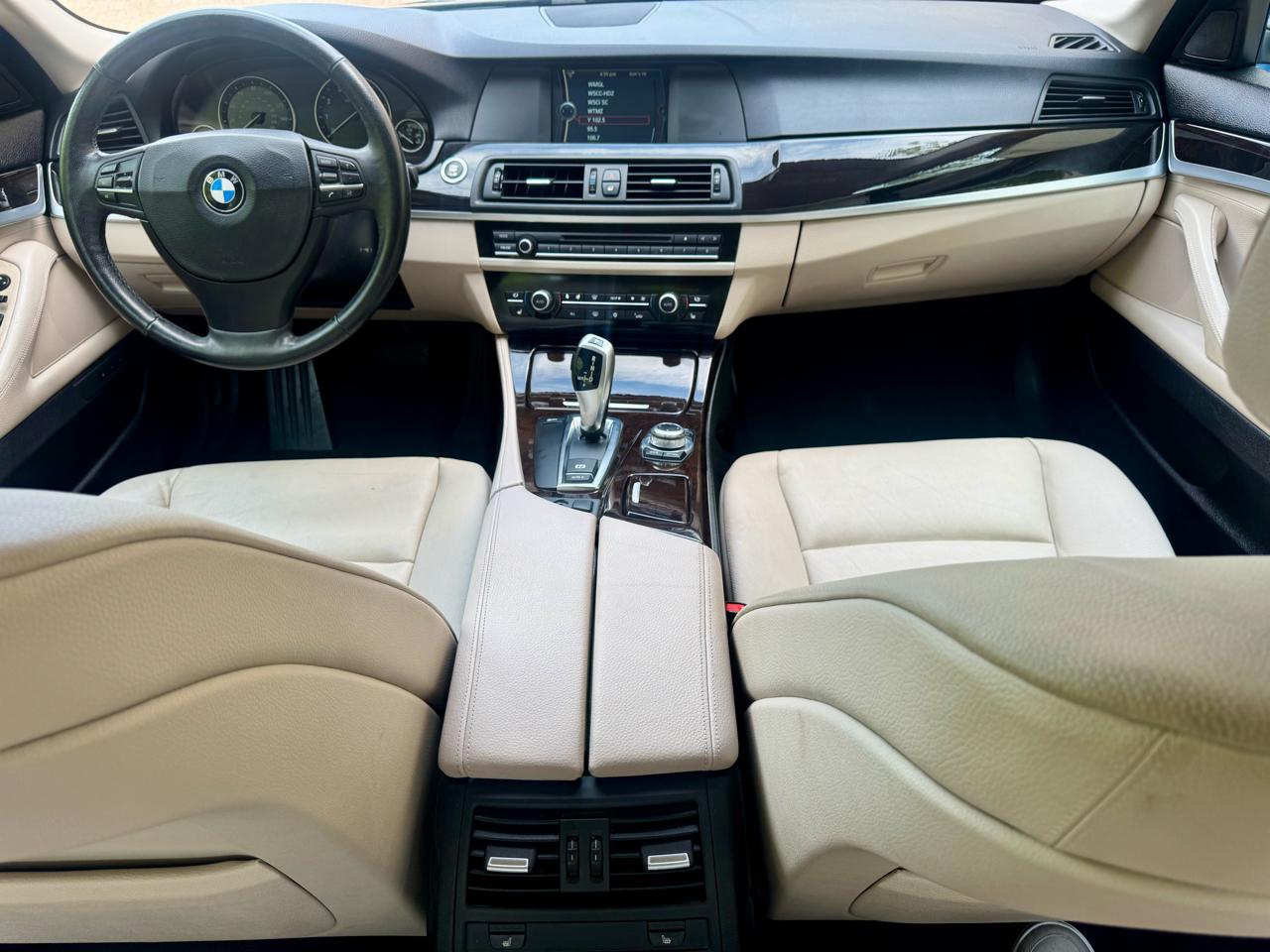 BMW 5-Series 535i 2011