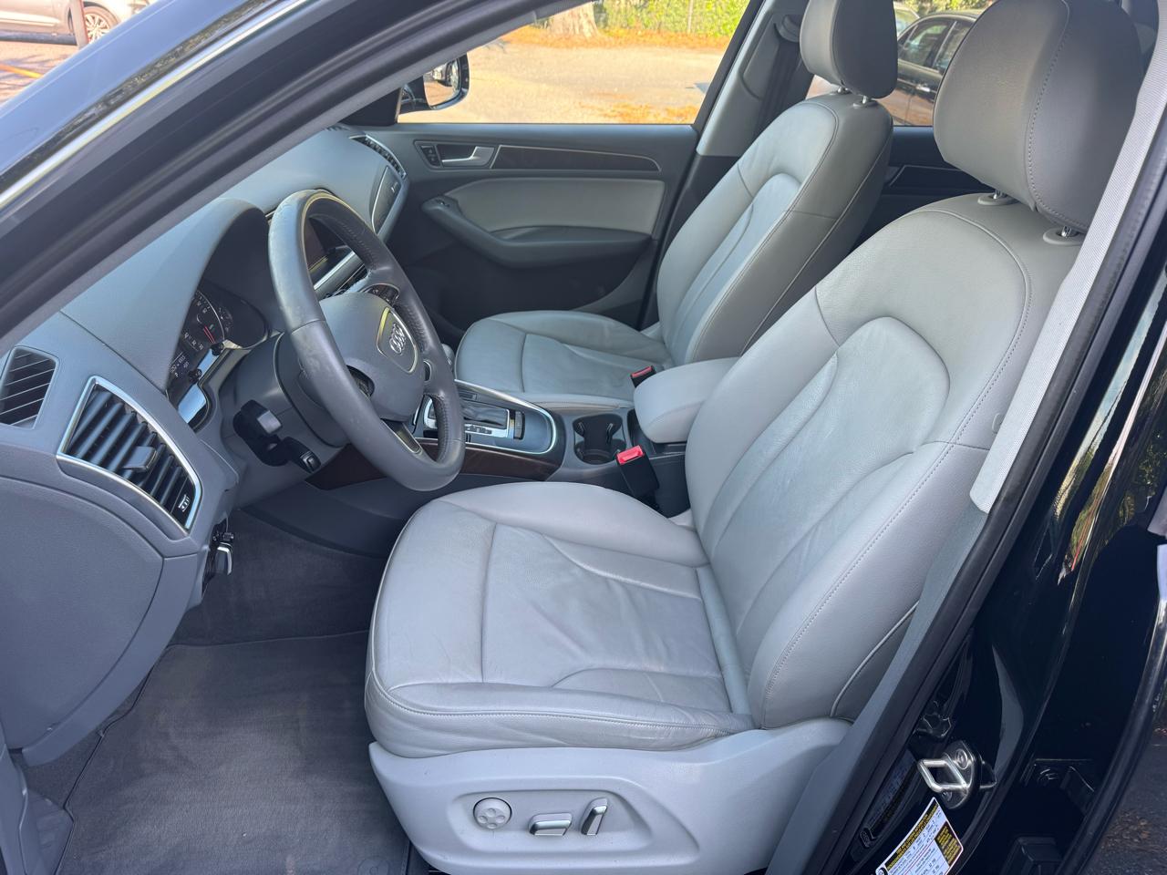 Audi Q5 2.0T Premium quattro 2016
